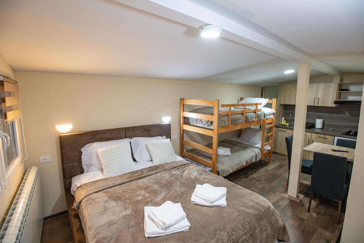 Apartmani Sp Jovanovic Crni Vrh Kültér fotó