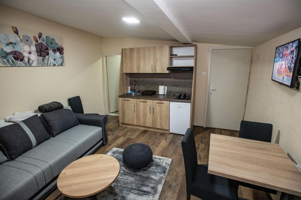 Apartmani Sp Jovanovic Crni Vrh Kültér fotó